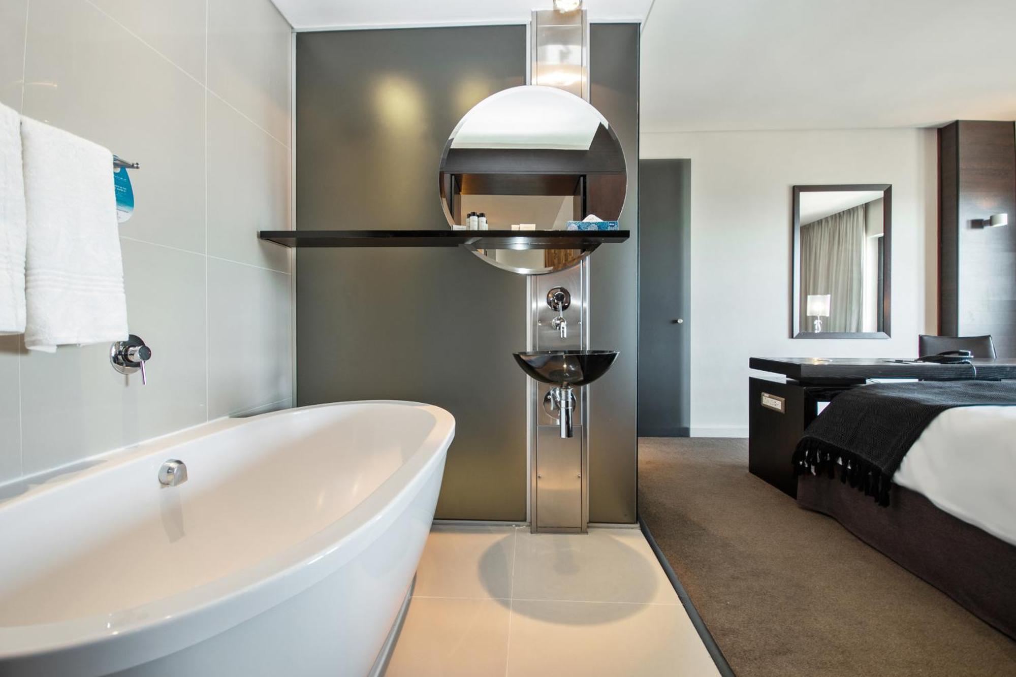 Colosseum Hotel Кейптаун Екстериор снимка