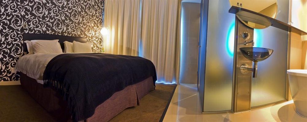 Colosseum Hotel Кейптаун Екстериор снимка