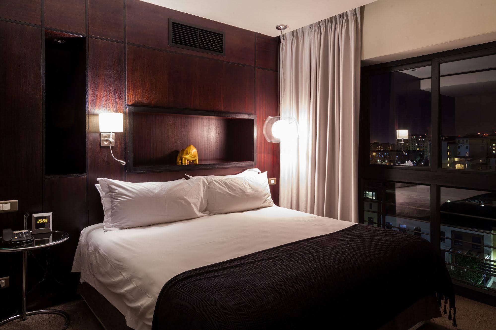 Colosseum Hotel Кейптаун Екстериор снимка
